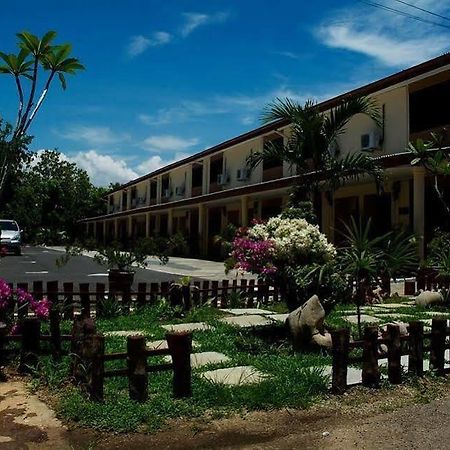 Putra Putri Lodge Kangar Exterior photo